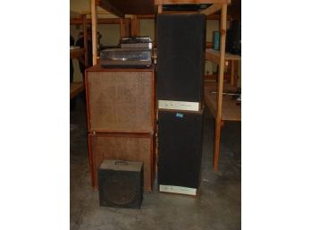 Marantz Pair Hi Frequency Speakers &  Marantz Turntable Model 6110, 3 Speakers   (140)