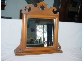 Stand Alone Dresser Mirror, 20'x 20', Piece Missing (131)