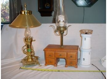 2 Table Lamps & Lighthouse   (136)