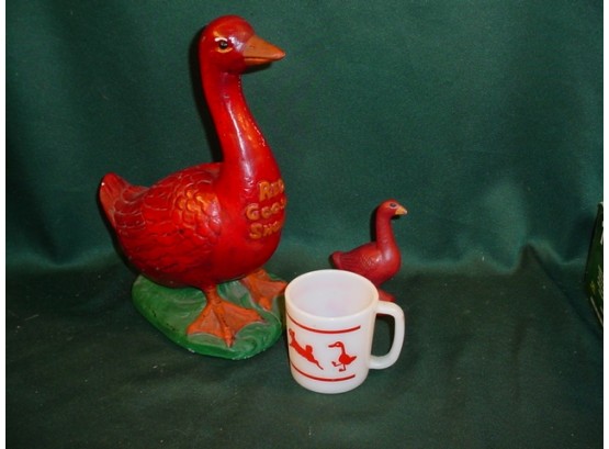Large & Small Red Goose Shoes Figurines, Cup   (47)
