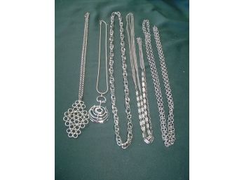 5 Necklaces    (127)