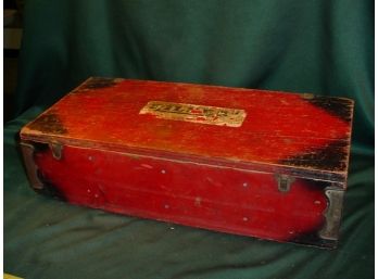 Early A C Gilbert Wood Child's Tool  Box  (186)