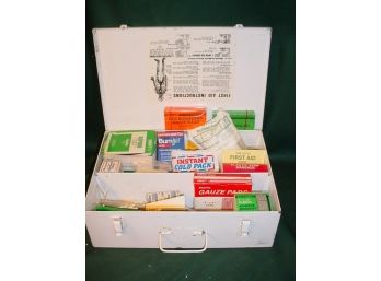 Delta First Aid Kit With Contents   (141)