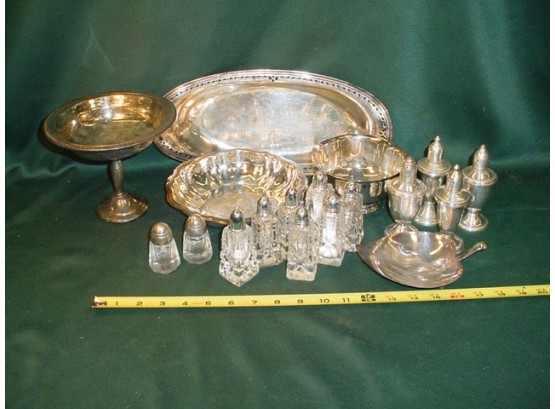 4 Sterling Shakers, 5 Pieces Silverplate, 9 Crystal Shakers   (113)