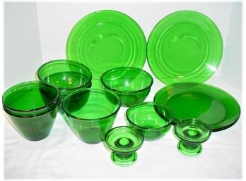 13 Pieces 'Forest Green' Glass (178)