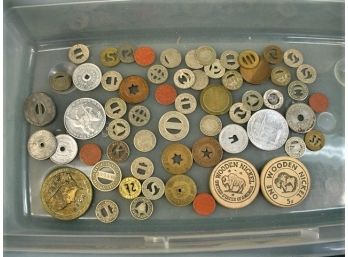 Tray Of Municipal And Other Tokens &  2 Wooden Trade Nickels   (260)