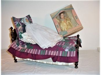 Doll Bed And Dolls  (351)