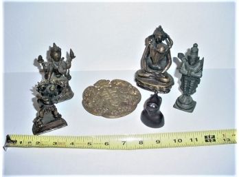 6 Pieces Eastern Figurines     (59)