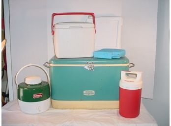 Picnic Cooler Lot: Vintage Metal Thermos Cooler & Accessories     (200)