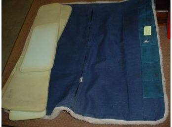 Saddle Blanket With Shim Pads, 32'x 34'  (135)