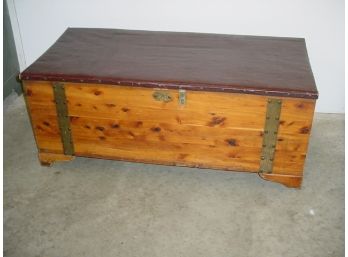 Cedar Chest With Upholstered Lift Top 44'x 21'x 18', Ca. 1940's  (85)