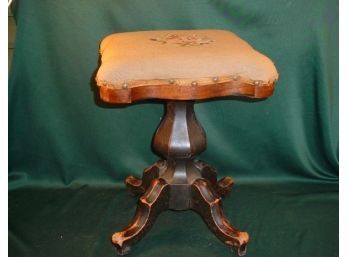 Antique Rosewood Telescoping Piano Stool With  Needlepoint Upholstered Swivel Top  (43)