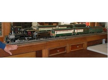Vintage 5 Piece Model Train And Track, 8' Long With Custom Plexiglass Dust Cover, Bachmann, G Guage, Ele  (39)