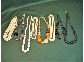 Group Of 8 Costume Jewelry Necklaces  (240)