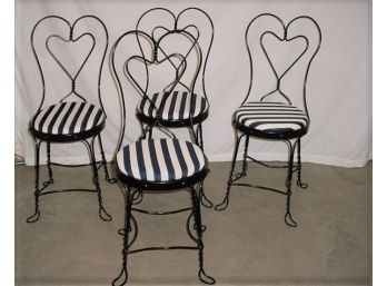 Vintage Set Of 4 Twisted Wire Ice Cream Parlor Chairs  (184)