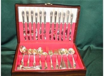 Rogers Bros 'First Love' Silverplate Flatware Set In Case (16)
