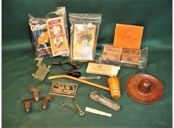 Assorted Antique Tobaccoana Lot   (169)