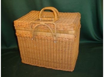 Vintage Wicker Picnic Basket  (44)
