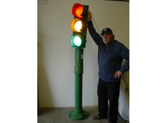 Working 'marbelite' Traffic Light On Cast Iron Base,  84' Tall   (186)