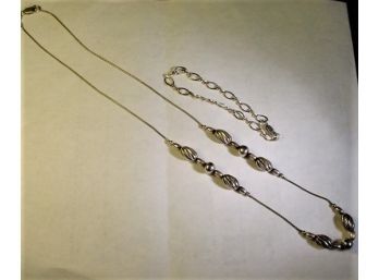 .925 Sterling Necklace & Bracelet, 24.6g  (32)