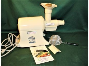 Champion Electric Juicer - New In Box   (61)
