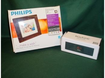 Boytone FM Alarm Clock (New In Box) & Philips Digital Photo Frame (NIB)   (71)