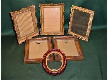 Vintage Group Of 4 Small Picture Frames   (224)