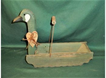 Vintage Wood Duck Planter/basket  (70)