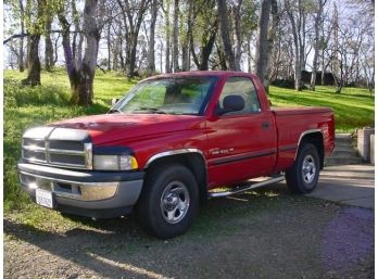 1998 Dodge Ram 1500 V8 Magnum Pick Up Truck With Snug Top Cargo Cover. Smogged!  (600)