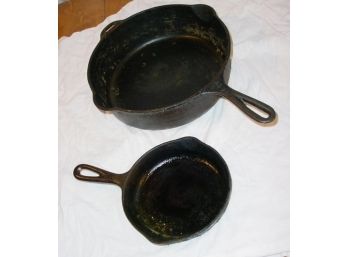 2 Wagner Ware Cast Iron Skillets, 10 ' & 7'  (407)