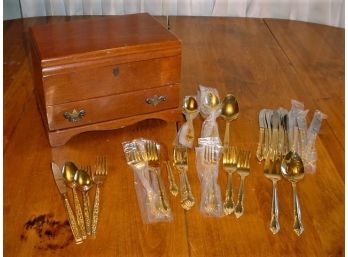 Rogers And Made In China Flatware In Box  (491)