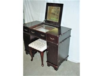 Vintage Vanity/Jewelry Desk, Stool And Lift Mirror, 38'x 18'x 29'High  (142)