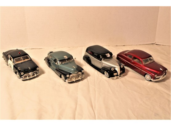 4 Metal And Plastic Model  Toy Cars: 1949 Ford, 1939 Chevy, 1949 Mercury (Jada), 1947 Chevy (Jada)  (17)
