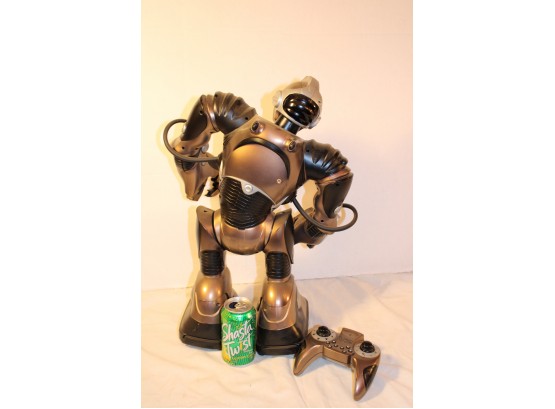 Robosapian Remote Control Robot With Controller, Copper & Black, 22'H   (84)