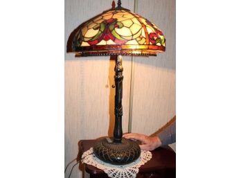 Tiffany Style Leaded Glass Table Lamp 17' Dia X 29' H  (187)