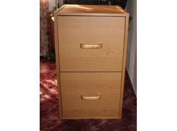 Oak 2 Drawer Letter Size File Cabinet, 14'x 15'x 25'   (94)