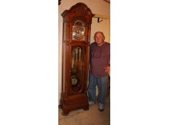 Working Howard Miller 3 Weight Tall Case Clock W/ Lunar Calendar, 3 Tunes, Time & Strike  (160)