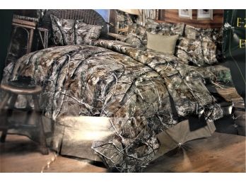 Cabela Hunting Pattern Full Size Bed Set - Comforter, Sheets, 2 Pillow Cases, 2 Shams  (220)