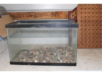 10 Gallon Fish Tank/terrarium With Rocks, 20'x 10'x 12.5'   (196)