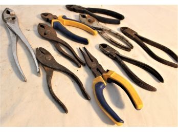Group Of Pliers, Wire Cutters, Needle Nose   (252)