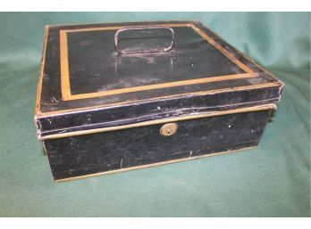 Antique Palma Vista Cigar Tin Box, 11'x 11'x 4', Lock Not Working  (17)