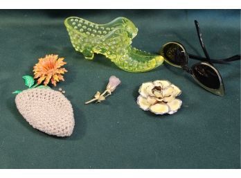 Fenton Vaseline Opal Shoe, Pr '60s Sunglasses, Antique Costume Jewelry  (157)