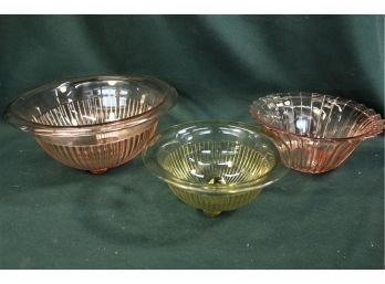 3 Depression Era Colored Glass Bowls, 2 Nesting 8' & 10' And 10'Pink Sierra 'Pinwheel'  (60)