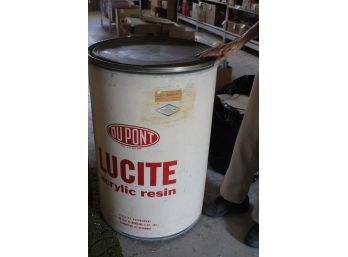 Paper 'Dupont Lucite' 50 Gal. Barrel, W/ Lid, 22'dx 32'H (clean)  (322)