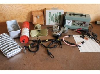 2 Vintage Ice Cube Trays, 6 Bungie Cords, Chapin Duster, Camera Box, Tweeter, Sm Ex Speaker, More (336)