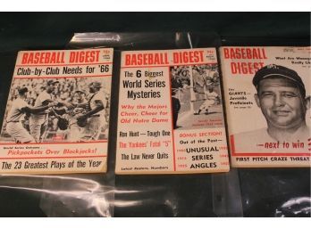 Baseball Digest - May 1960, Nov. 1965, Jan 1966  (310)
