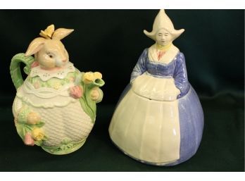 Vintage Ceramic Dutch Girl Cookie Jar (sm Chip) & Rabbit  Teapot  (130)