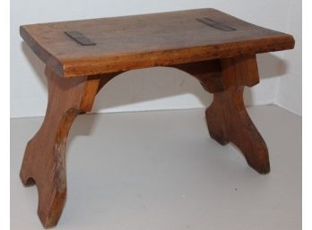 Primitive Maple Footstool, Cut Through Tenons, Ca 1860,  12'x 8'x 9'   (480)