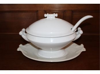Meakin Ironstone Soup Tureen With Lid, Tray & Ladle, 4 Piece Set   (430)