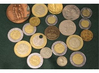 Assorted Mexican & Other Foreign Coins    (283)